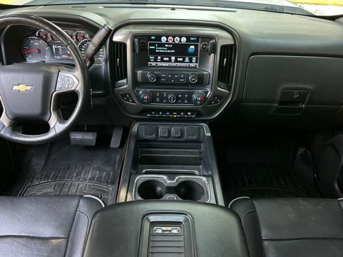 Used 2017 Chevrolet Silverado 2500 High Country w/ Duramax Plus Package AWD/4WD image 4