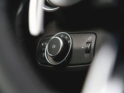 New 2025 Alfa Romeo Giulia AWD image 27