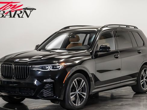 Used 2022 BMW X7 xDrive40i w/ M Sport Package image 1