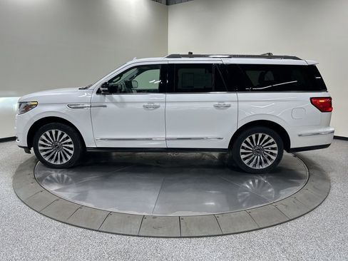 Used 2020 Lincoln Navigator L Reserve w/ Luxury Package image 9