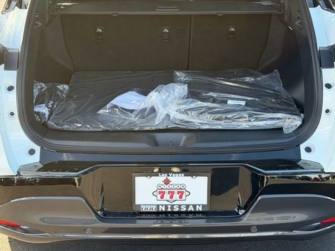 New 2026 Nissan Murano Platinum w/ Cargo Package AWD/4WD image 4
