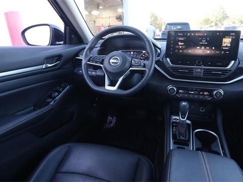 Certified 2024 Nissan Altima 2.0 SR image 21