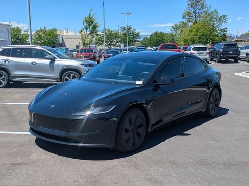 Used 2025 Tesla Model 3 Long Range AWD/4WD image 11