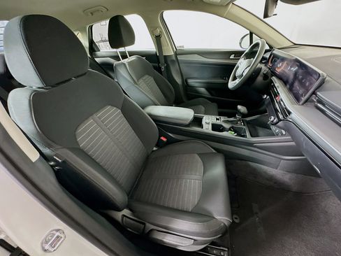 Used 2025 Kia K5 LXS image 28