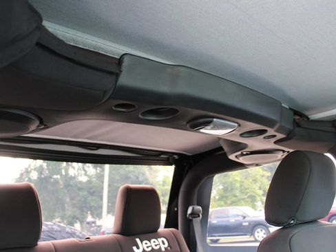 Used 2014 Jeep Wrangler Sport AWD/4WD image 23