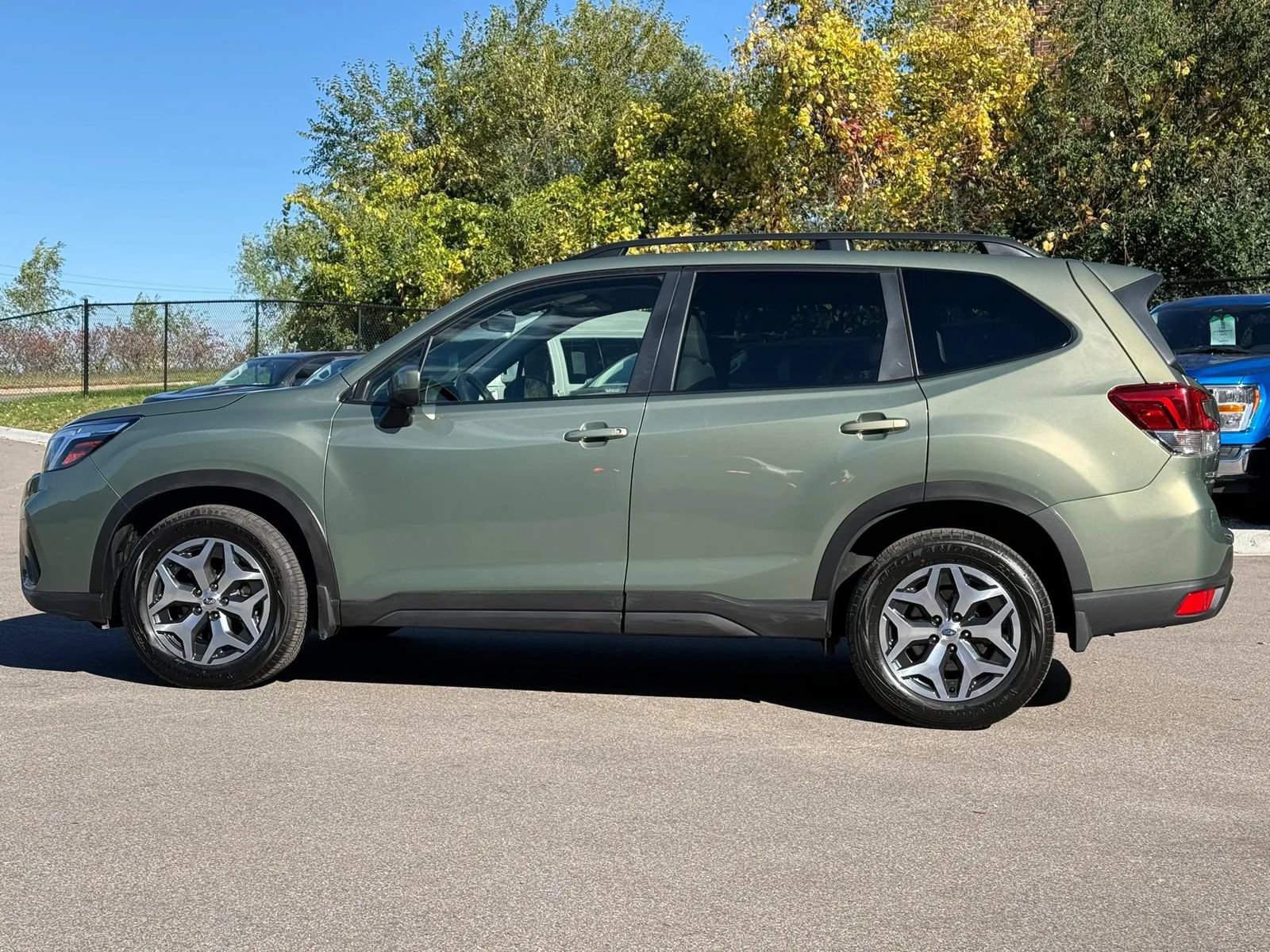 Used 2021 Subaru Forester Premium AWD/4WD image 2