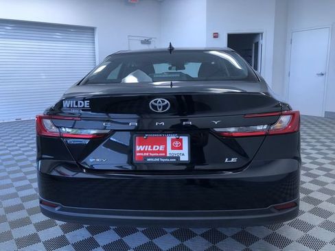 Used 2026 Toyota Camry LE FWD image 14