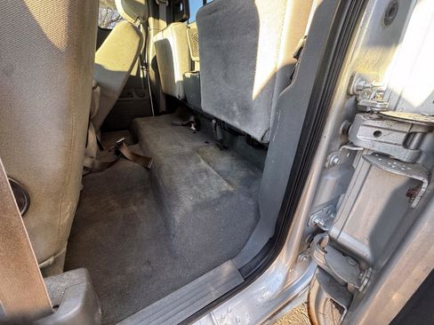 Used 2006 Dodge Dakota SLT image 14