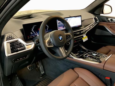 New 2026 BMW X7 xDrive40i w/ Executive Package AWD/4WD image 8