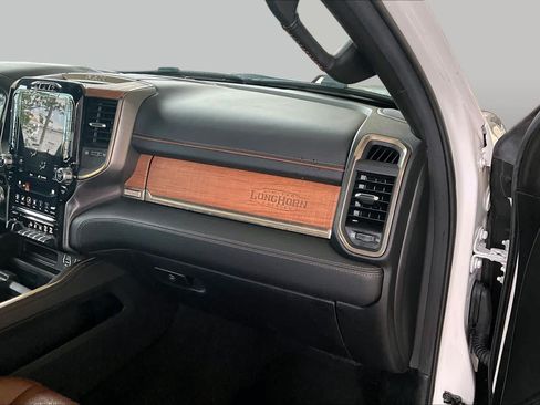 Used 2021 RAM 1500 Limited AWD/4WD image 19