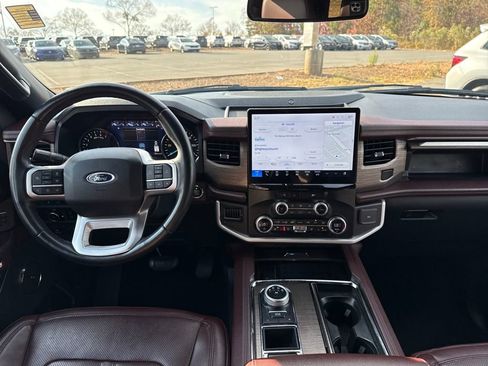 Used 2024 Ford Expedition Max Limited image 12