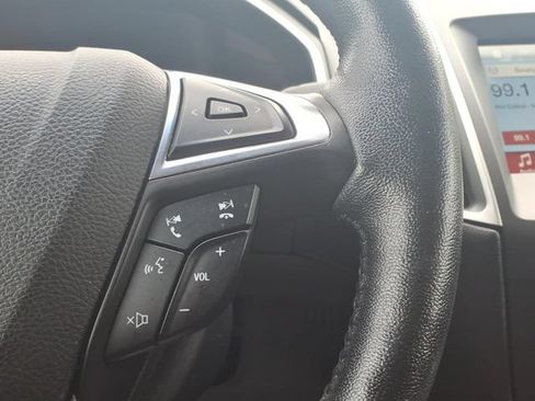Used 2016 Ford Edge SEL w/ Equipment Group 201A AWD/4WD image 29