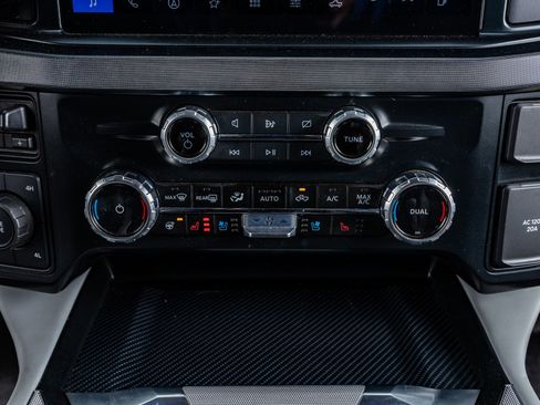 Used 2023 Ford F450 Limited w/ FX4 Off-Road Package image 27