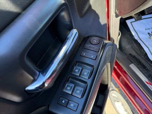 Used 2018 Chevrolet Silverado 1500 LT w/ All Star Edition image 20