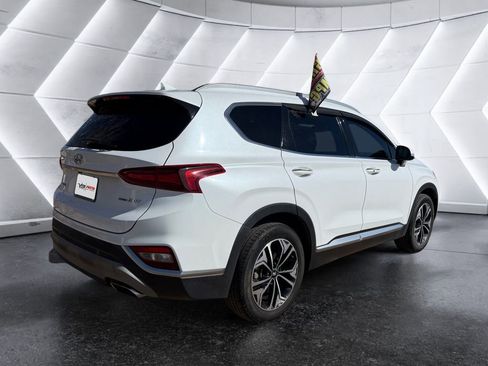 Used 2019 Hyundai Santa Fe Limited image 4
