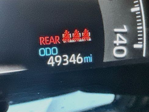 Used 2025 Toyota RAV4 LE AWD/4WD image 18
