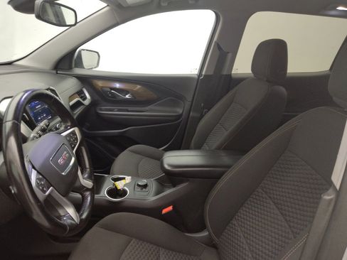 Used 2020 GMC Terrain SLE FWD image 17