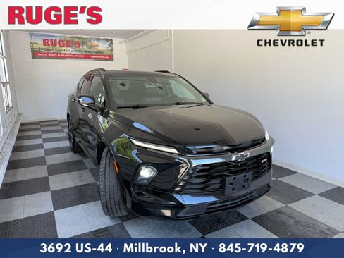 Used 2023 Chevrolet Blazer RS w/ Driver Confidence II Package AWD/4WD image 1