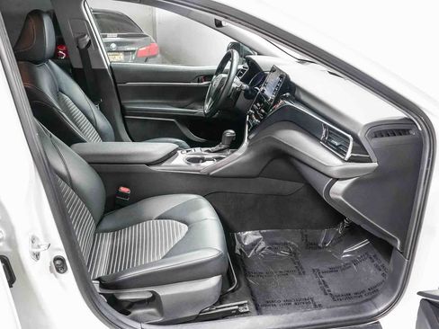 Certified 2021 Toyota Camry SE w/ Convenience Package AWD/4WD image 16