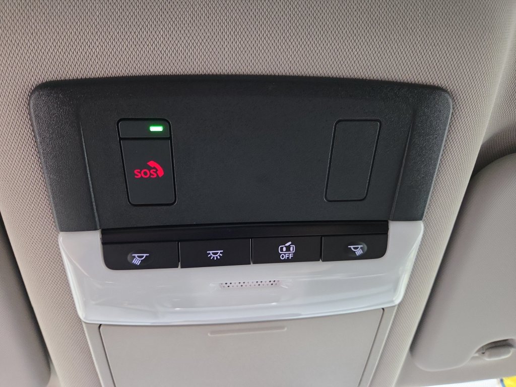Used 2026 Nissan Rogue SV AWD/4WD image 41