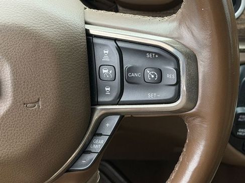 Used 2019 RAM 1500 Limited image 16