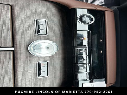 New 2026 Lincoln Navigator Reserve AWD/4WD image 34
