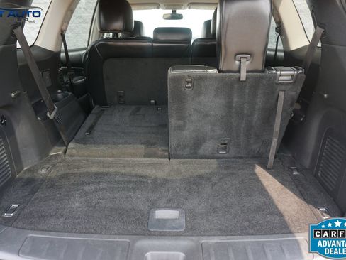 Used 2017 Nissan Pathfinder SL w/ Trailer Tow Package AWD/4WD image 18