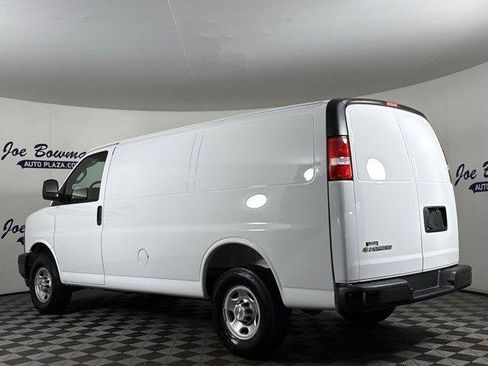 New 2025 Chevrolet Express 2500 Regular Wheelbase w/ Driver Convenience Package image 5