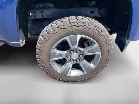 Used 2019 Chevrolet Colorado Z71 AWD/4WD image 10