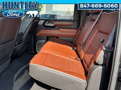 Used 2024 GMC Sierra 3500 Denali Ultimate image 10