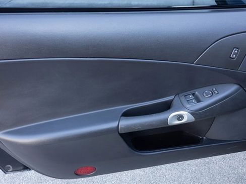 Used 2010 Chevrolet Corvette Grand Sport w/ Preferred Equipment Group image 14