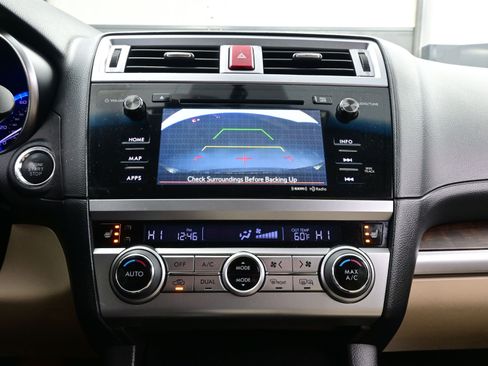 Used 2016 Subaru Outback 2.5i Limited image 19