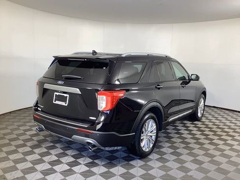 Used 2020 Ford Explorer Limited w/ Equipment Group 310A image 2
