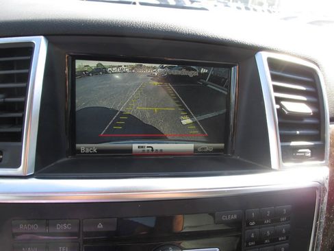 Used 2015 Mercedes-Benz ML 350 4MATIC image 54