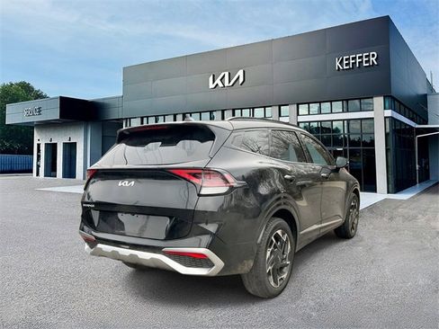 Certified 2025 Kia Sportage SX image 8