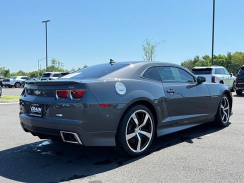 Used 2010 Chevrolet Camaro SS w/ RS Package RWD image 5