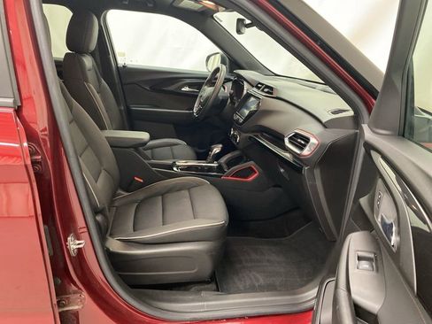 Certified 2022 Chevrolet TrailBlazer RS w/ Technology Package image 15