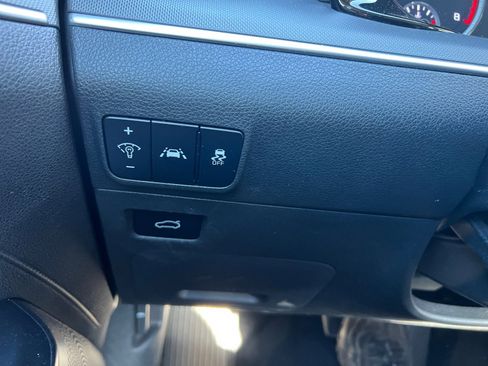 Used 2022 Kia K5 LXS image 24