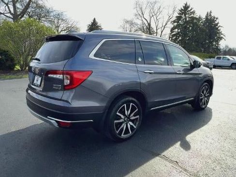 Used 2019 Honda Pilot Touring image 8