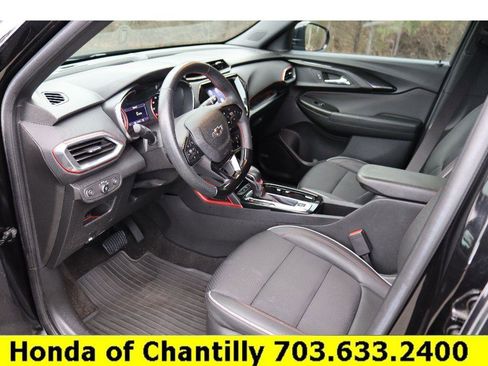 Used 2022 Chevrolet TrailBlazer RS w/ Technology Package image 21
