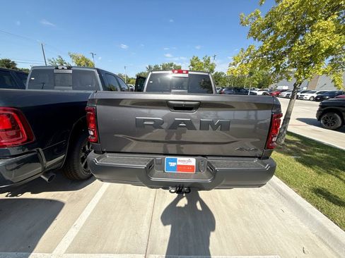 New 2026 RAM 2500 Tradesman AWD/4WD image 21