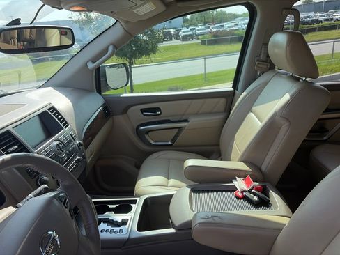 Used 2015 Nissan Armada SL AWD/4WD image 50