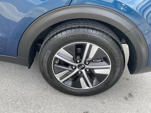 Used 2020 Kia Niro LXS image 31