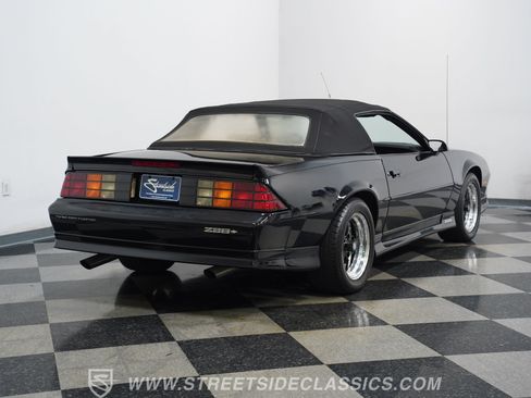 Used 1991 Chevrolet Camaro Z28 RWD image 13