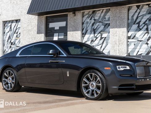 Used 2020 Rolls-Royce Wraith image 19