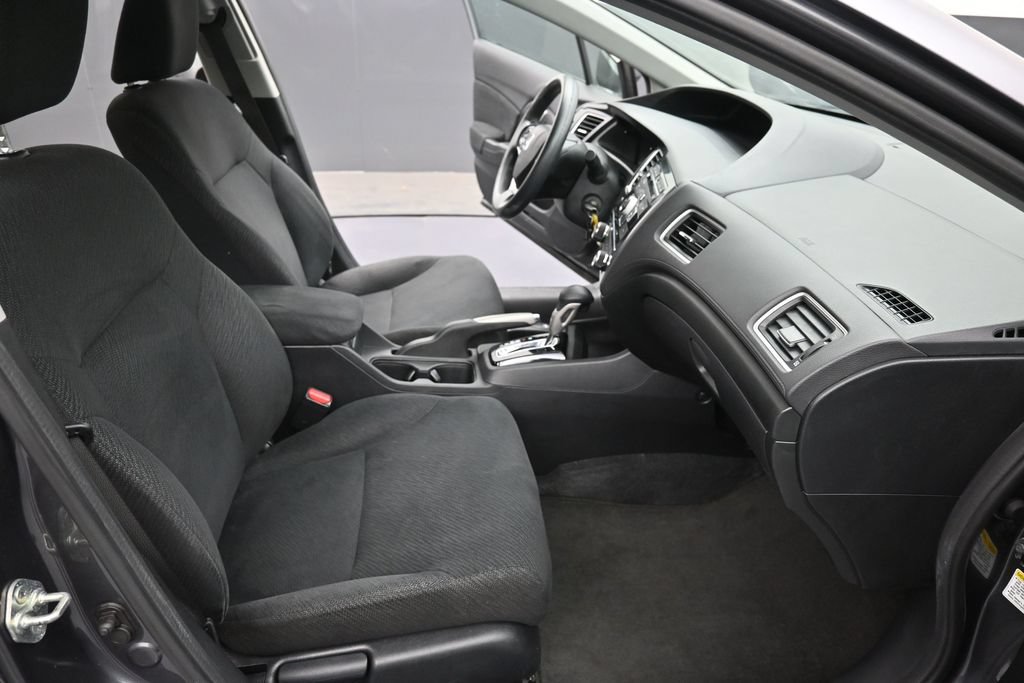 Used 2013 Honda Civic LX image 2