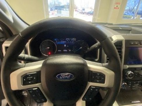Used 2021 Ford F250 Lariat image 39