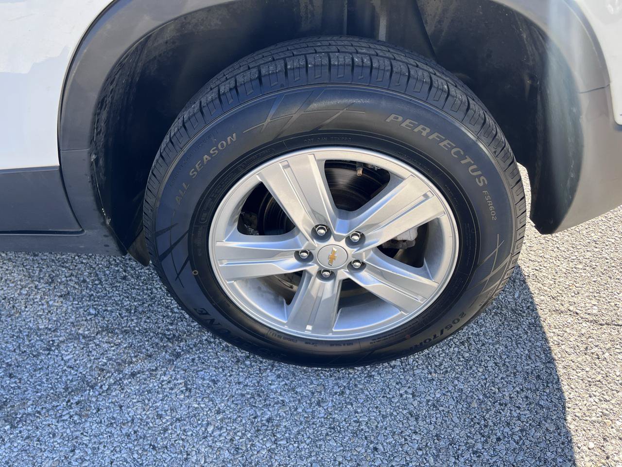 Used 2020 Chevrolet Trax LS w/ Tint and Cruise Package AWD/4WD image 9