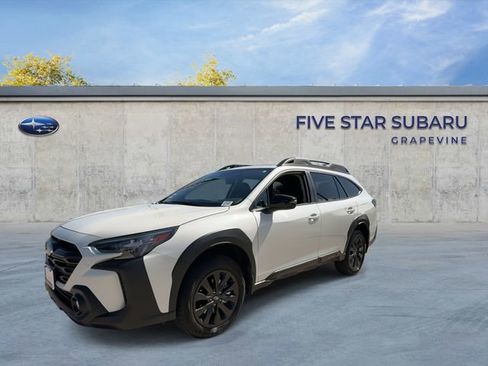 Used 2025 Subaru Outback Onyx Edition image 4