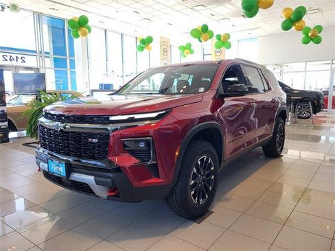 New 2026 Chevrolet Traverse Z71 w/ Enhanced Driving Package image 1